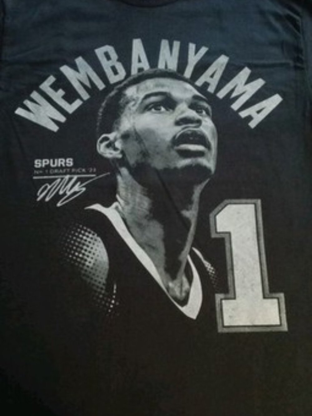 NWOT -San Antonio Spurs WEMBANYAM T Shirt Graphic Design, Black unisex Sz XL